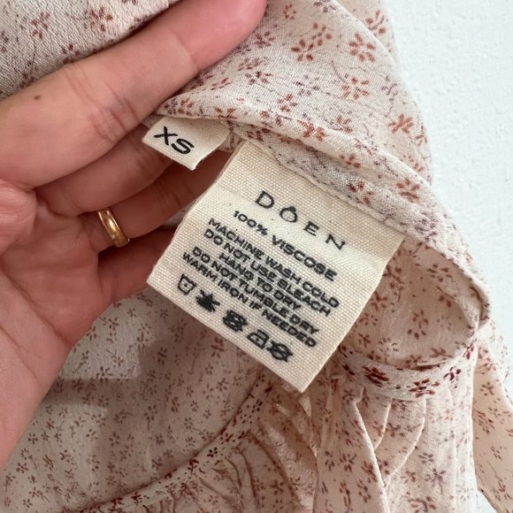 Doen Blush Floral Ruffle Top - Picture 7 of 9